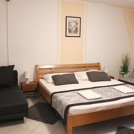 Apartments Gavric Trogir Exterior photo